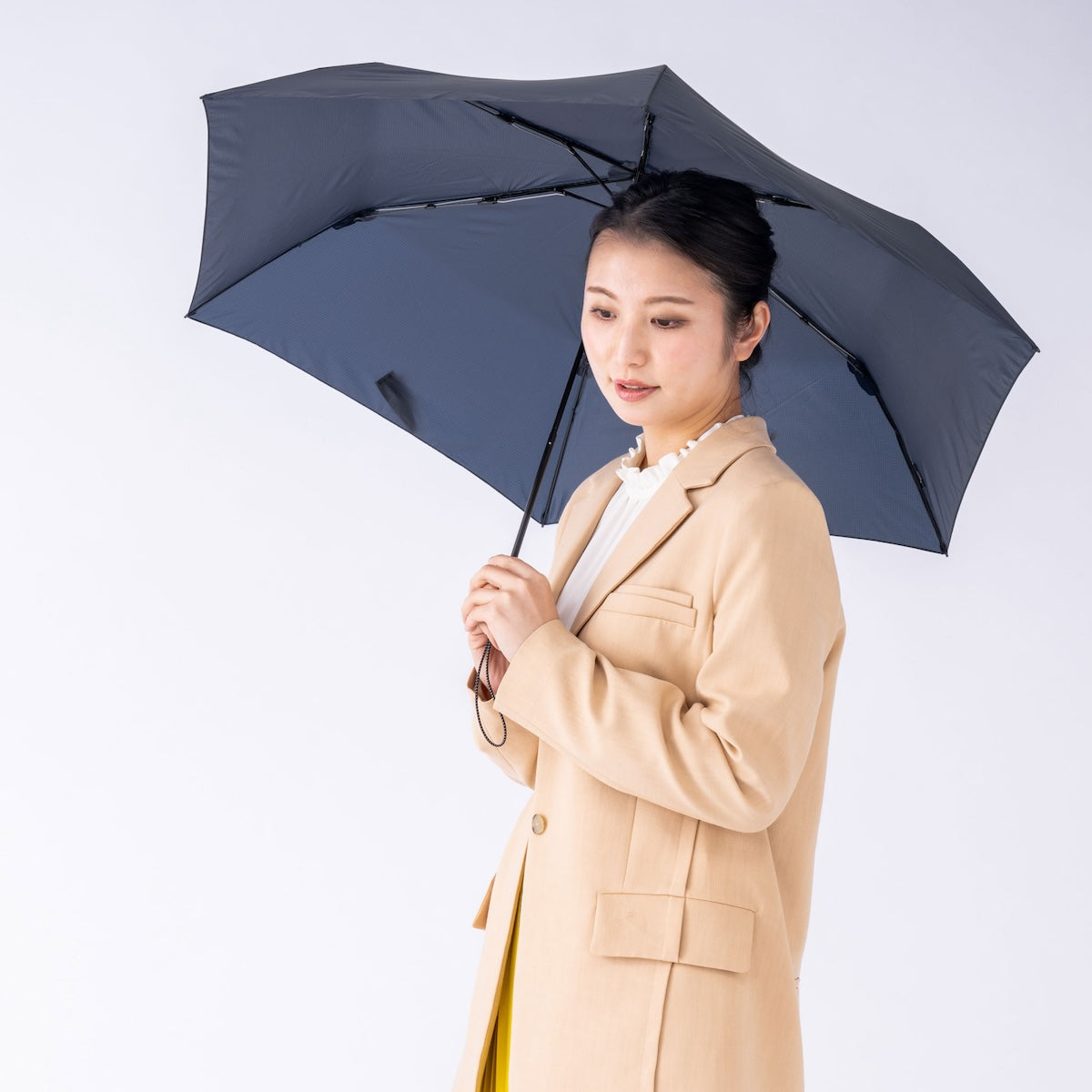 超薄輕便扁平折疊傘 | 日本AMVEL FLATLITE Standard - Design Chicken創意購物平台