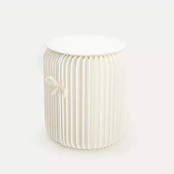 可摺疊小圓櫈 │ 風琴牛皮紙折疊家具 | ihpaper - Design Chicken創意購物平台