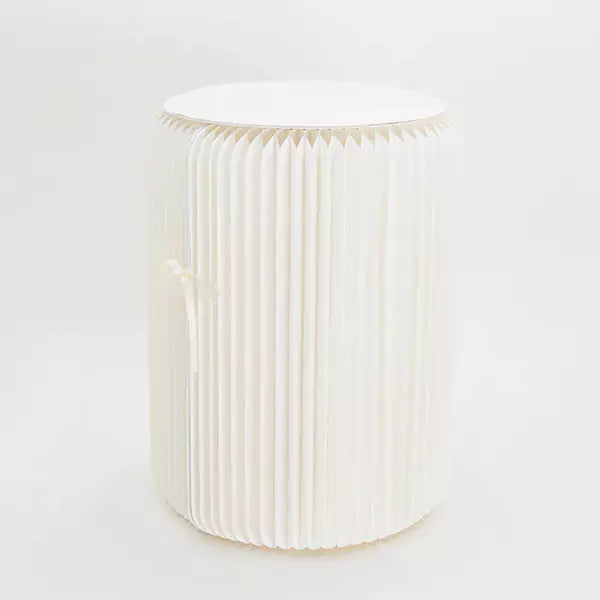 可摺疊小圓櫈 │ 風琴牛皮紙折疊家具 | ihpaper - Design Chicken創意購物平台